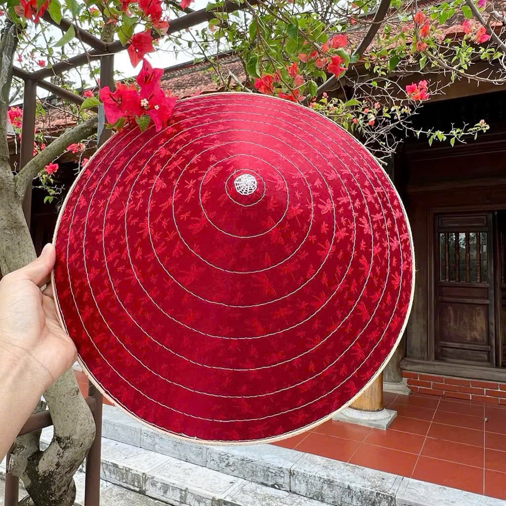 Nón Lá Chuồn Đỏ